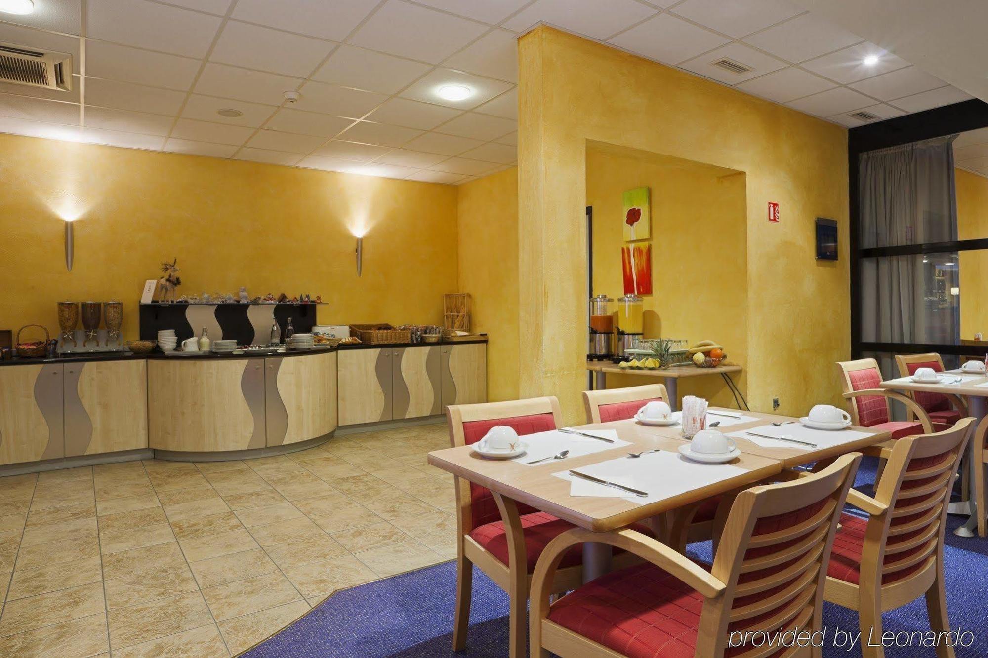 Holiday Inn Express Grenoble-Bernin מראה חיצוני תמונה